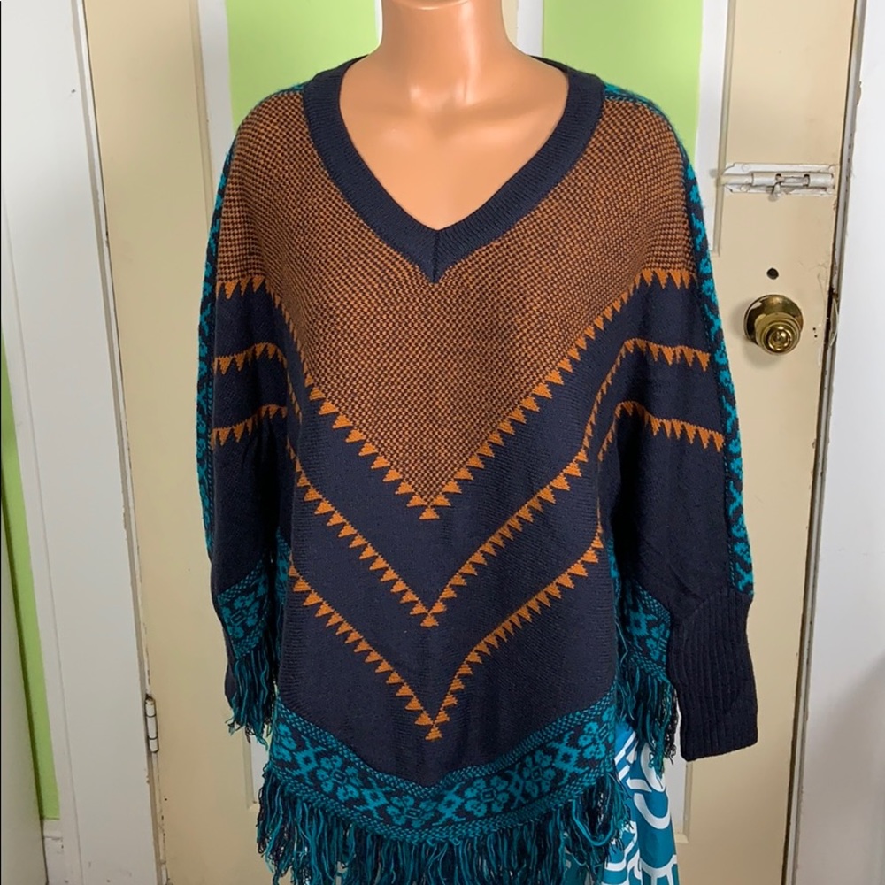 Fantastic Fawn poncho sweater small BOHO warm